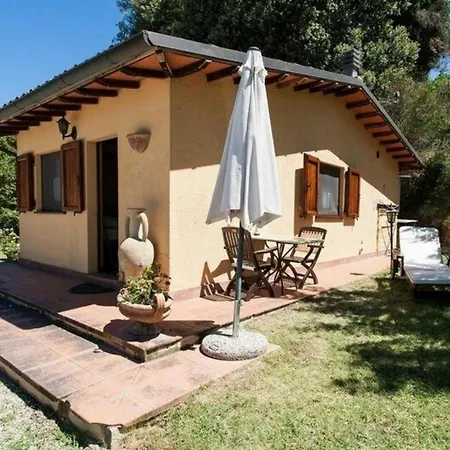 Ferienhaus Mit Privatpool Fuer 18 Personen Ca 200 Qm In Ramazzano-le Pulci, Trasimenischer See Отель *