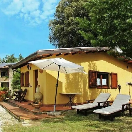 Ferienhaus Mit Privatpool Fuer 18 Personen Ca 200 Qm In Ramazzano-le Pulci, Trasimenischer See Hotel Ponte Felcino