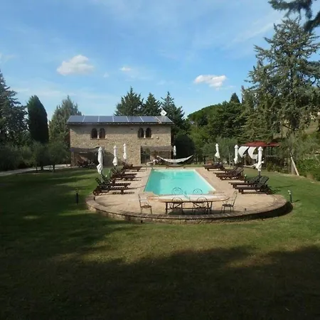 Отель Ferienhaus Mit Privatpool Fuer 18 Personen Ca 200 Qm In Ramazzano-le Pulci, Trasimenischer See